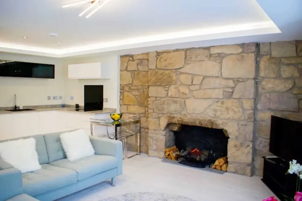Bright 1 Bedroom City Centre Home With Historic Twist