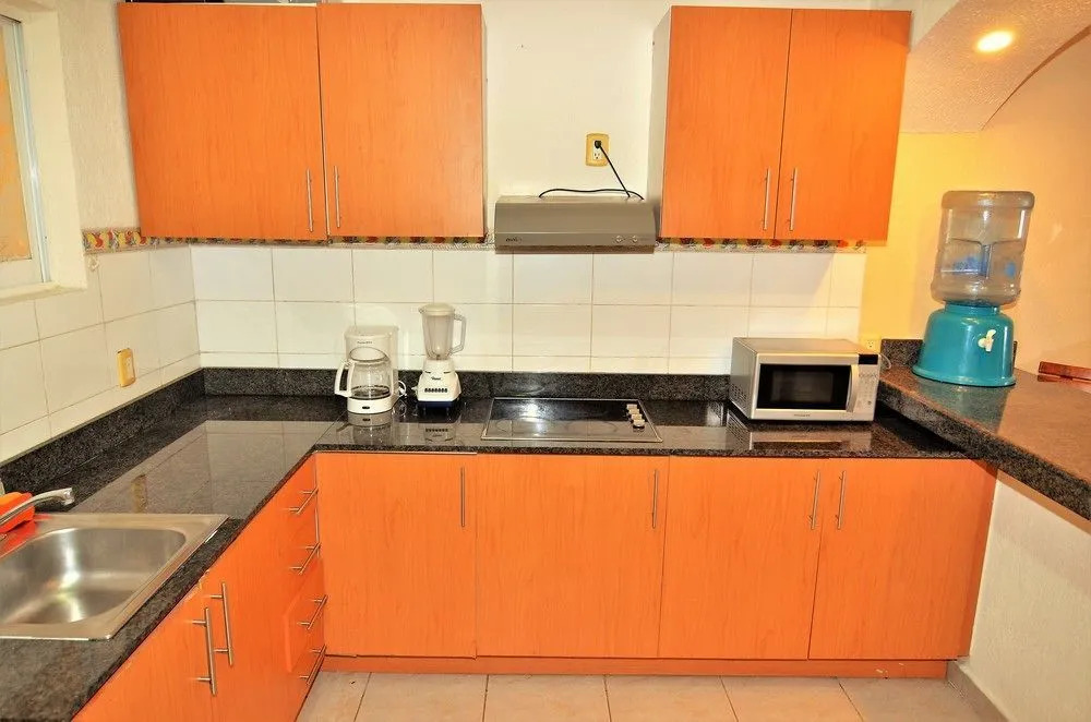 Ground level Apartment w Balcony RDS