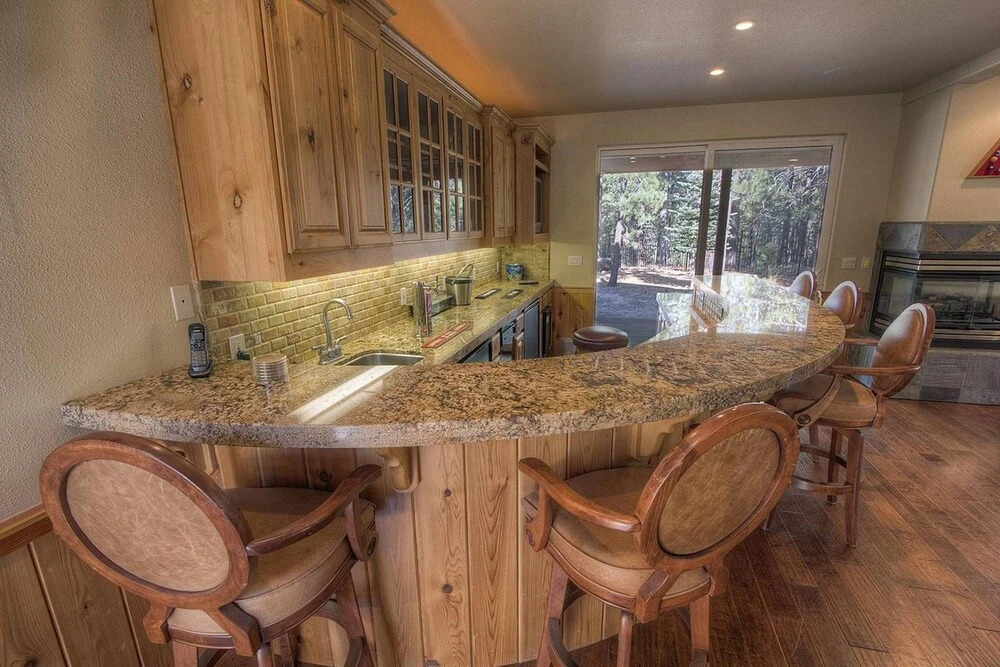 Truckee River Lodge