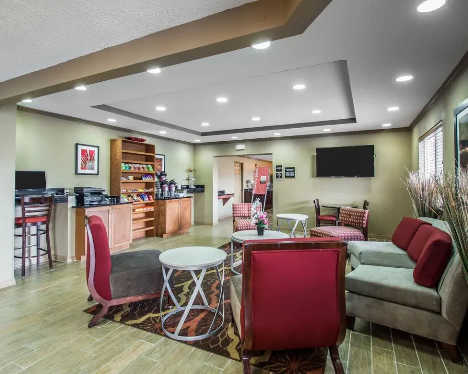 Best Western Plus Plant City Hotel