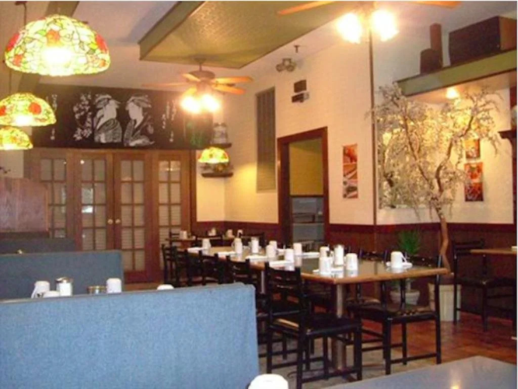 Colonial Inn