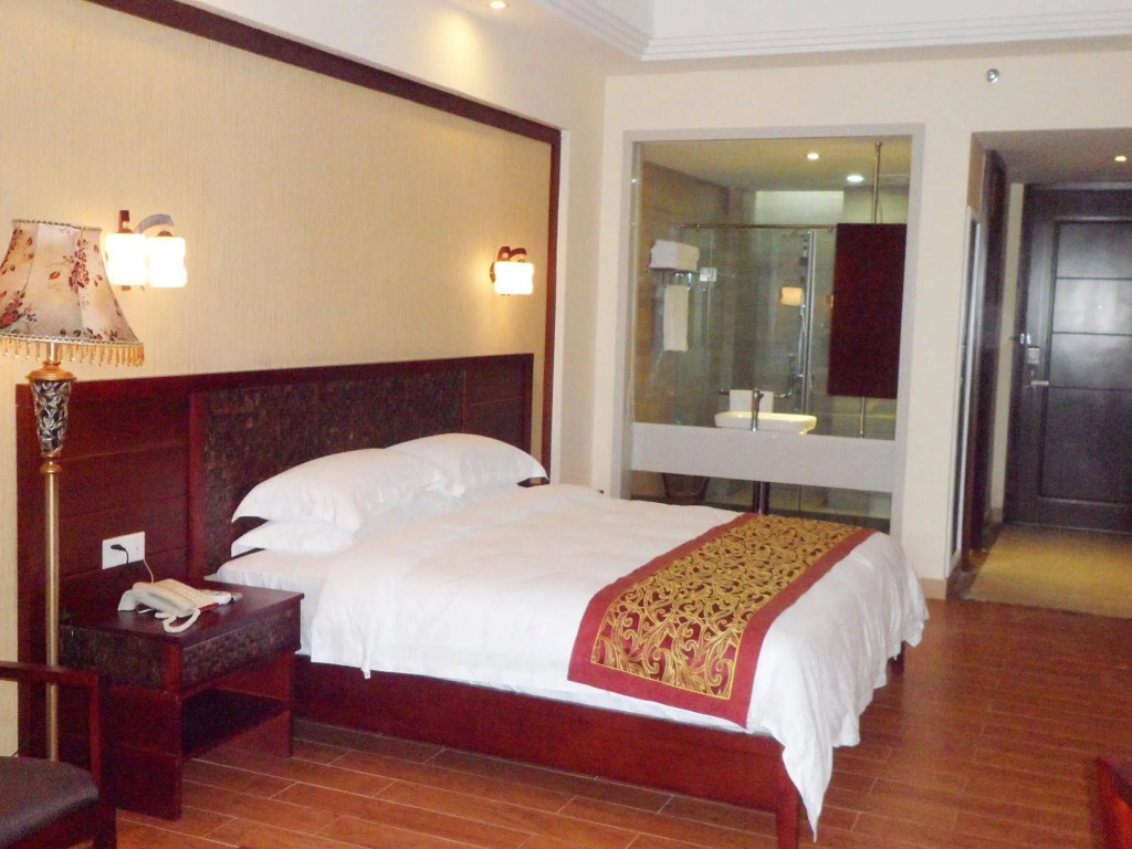 Coconut Grove Herton Sea View Hotel