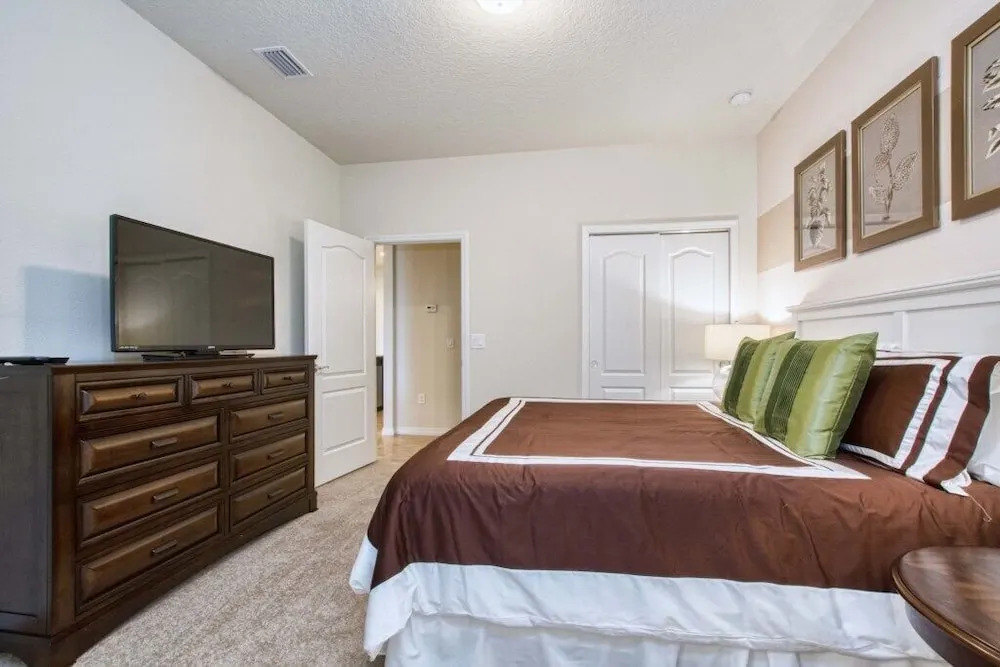 Windsor at Westside-7 Bedrooms House w/pool-3712WW