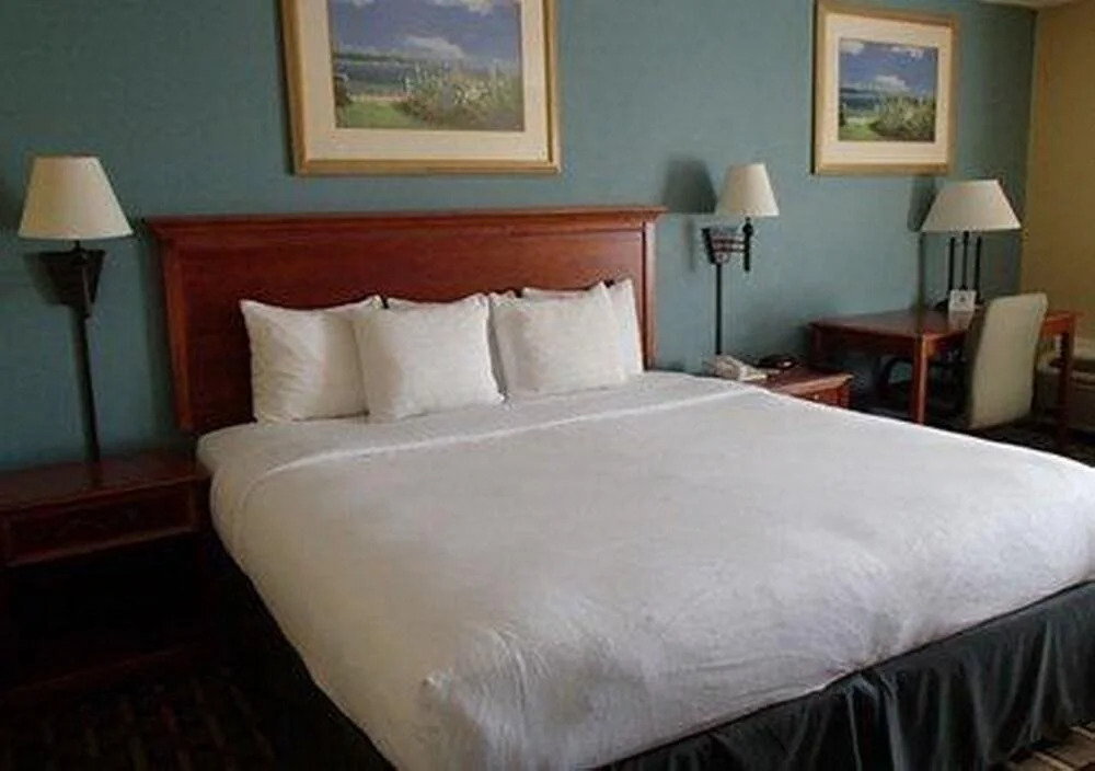 Clarion Inn
