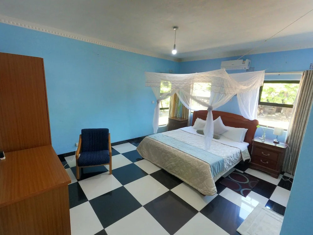 Main Stream Beach Villa