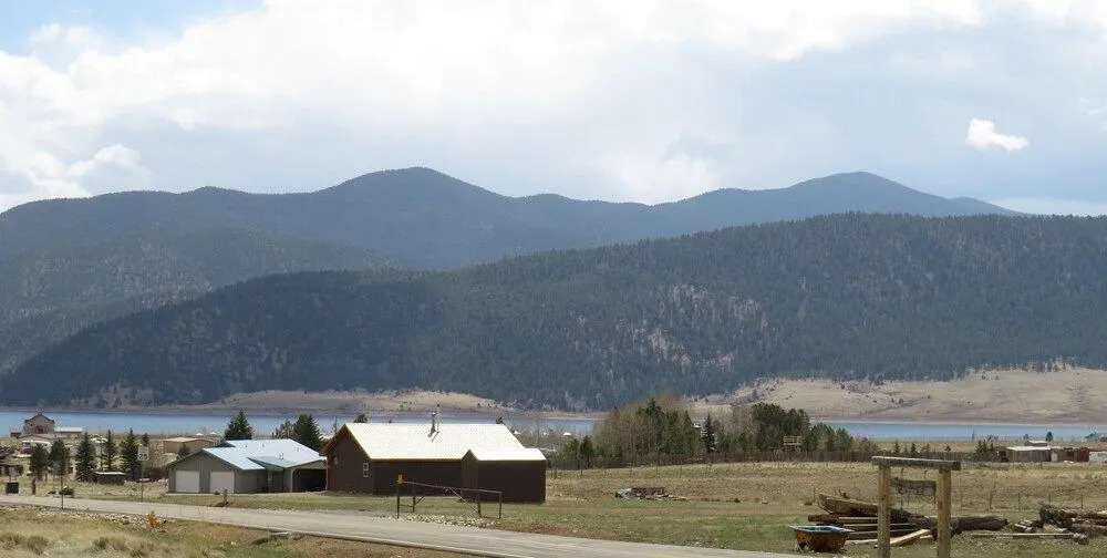 Eagle Nest Cabins & Marina