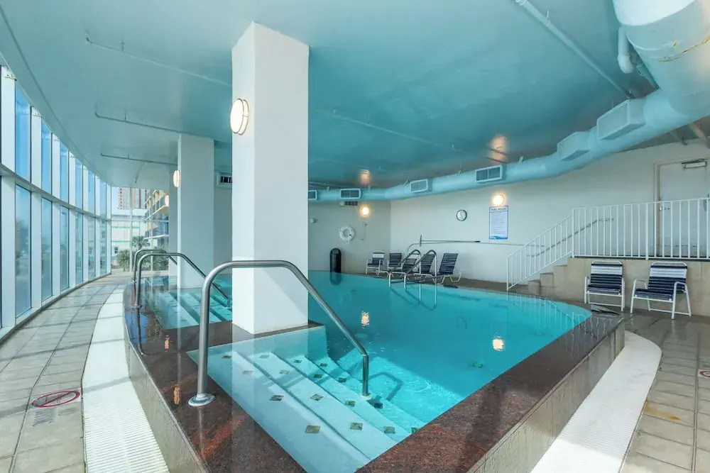 Island Tower 903