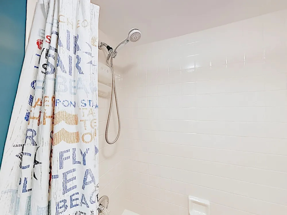 Bayshore Unit 402 - 2 Br Condo