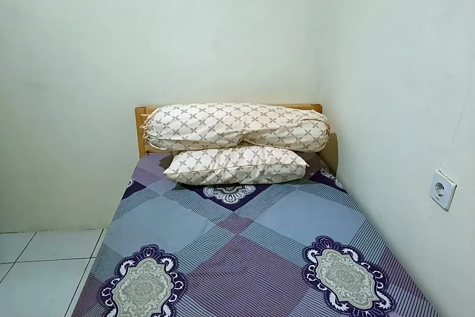 OYO Life 2751 Deyo Kost
