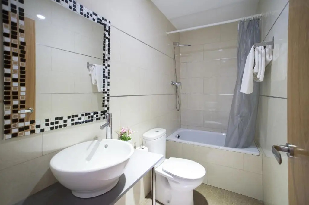 Hostal Drassanes