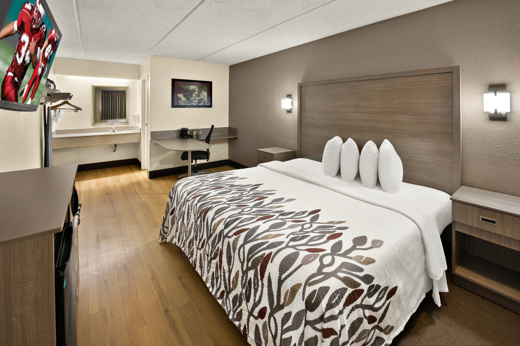 Red Roof Inn Chapel Hill - UNC