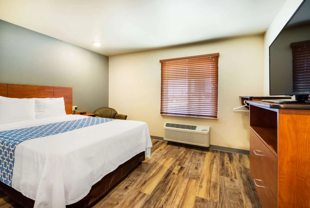 Econo Lodge Burlington I-70