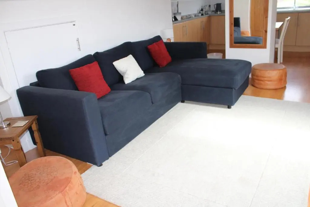 The Loft at Strathardle - Lochside Apartment, Isle of Skye