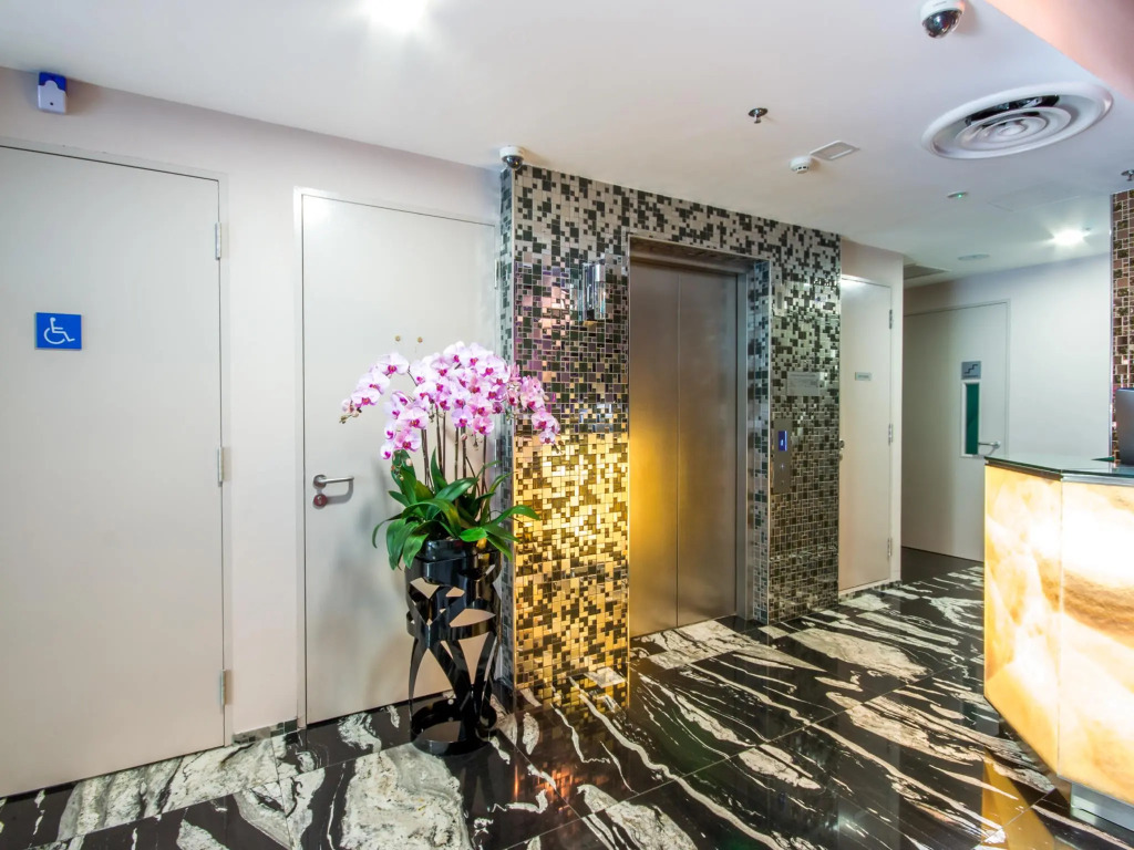 Hotel Clover 7