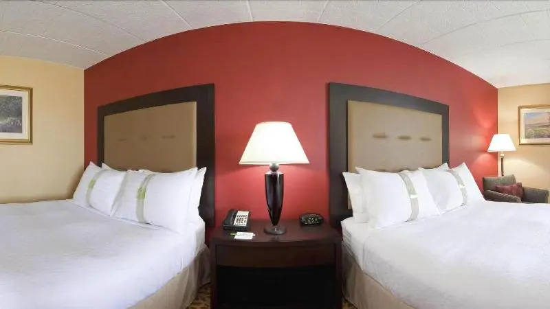 The Center Inn