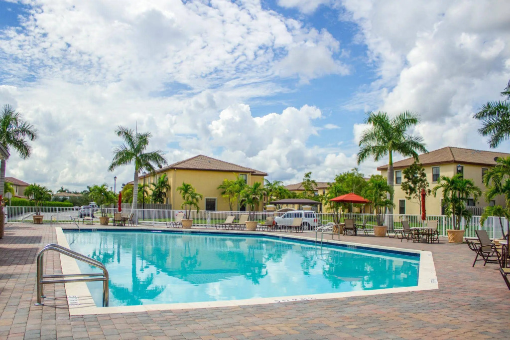 Servirents at Doral