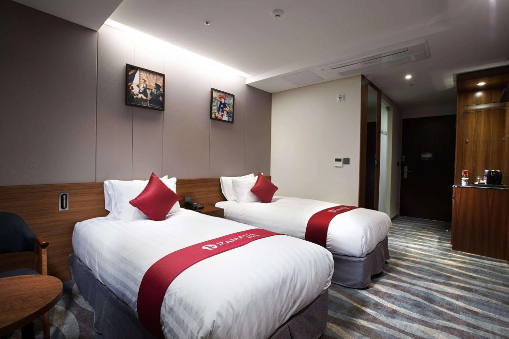 RAMADA Jeonju Hotel