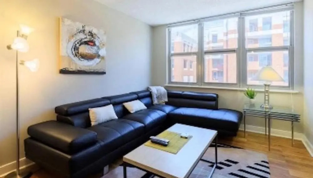 Lovely 2 Bedroom 2 Bathroom Apartment in the Nation s Capital 4 Guests