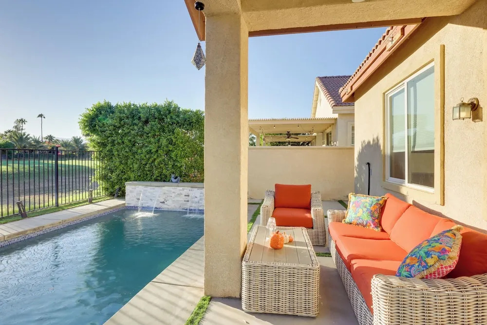 2 Mi to Coachella Grounds: Home w/ Fire Pit
