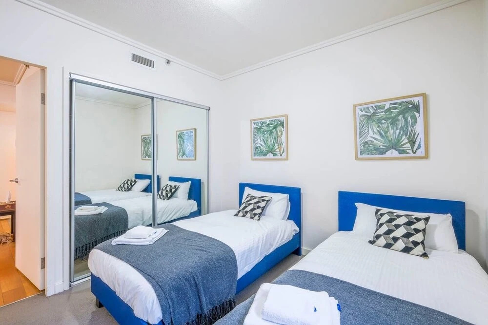 Oaks Brisbane Casino Tower Suites