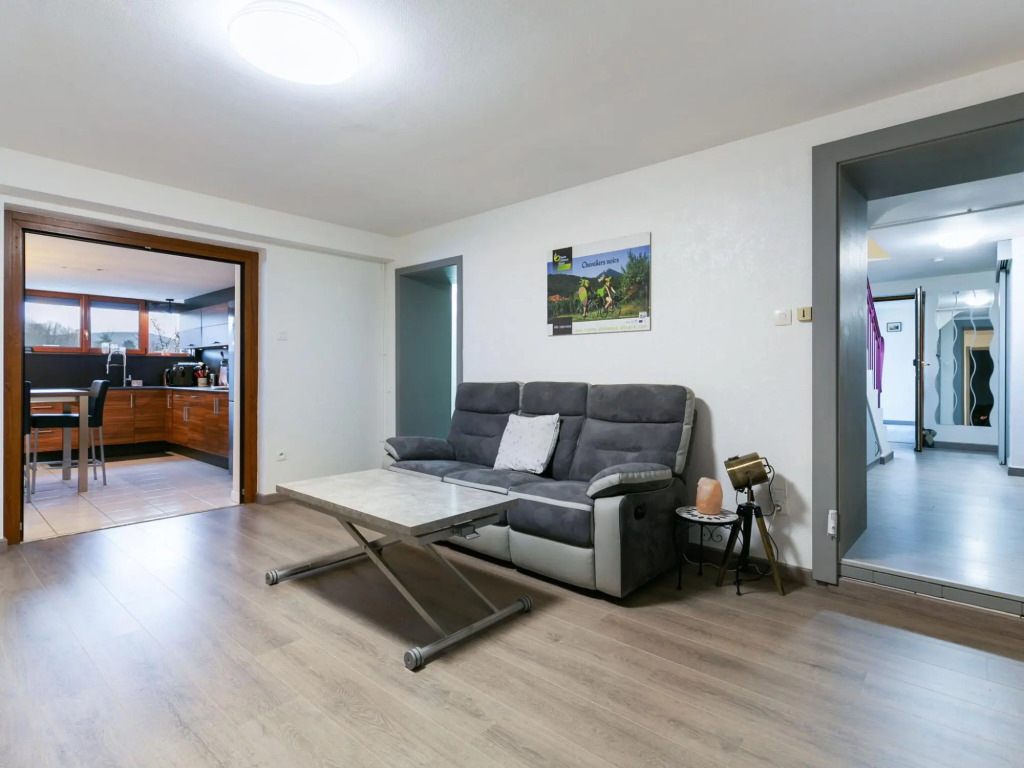 Mesmerising Holiday Home in Neubois With Private Swimming Pool