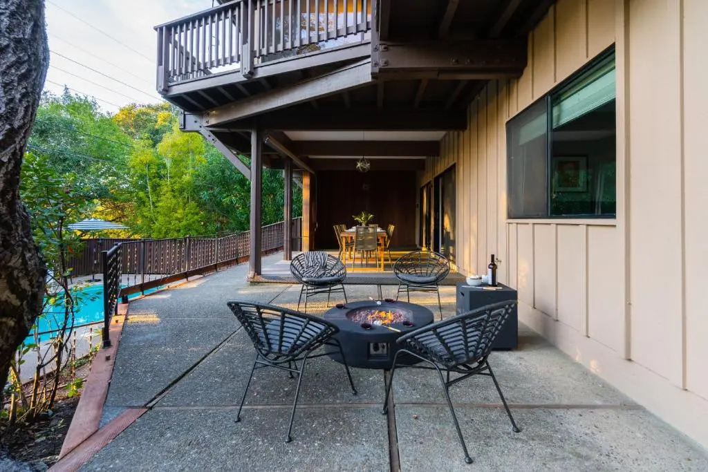 Rivendell by AvantStay Spacious Home w Pool Arcade Games Expansive Patio