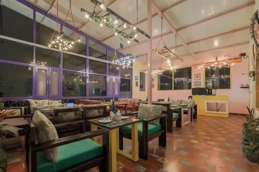Adrushya Estates Luxury Suites, Mukteshwar