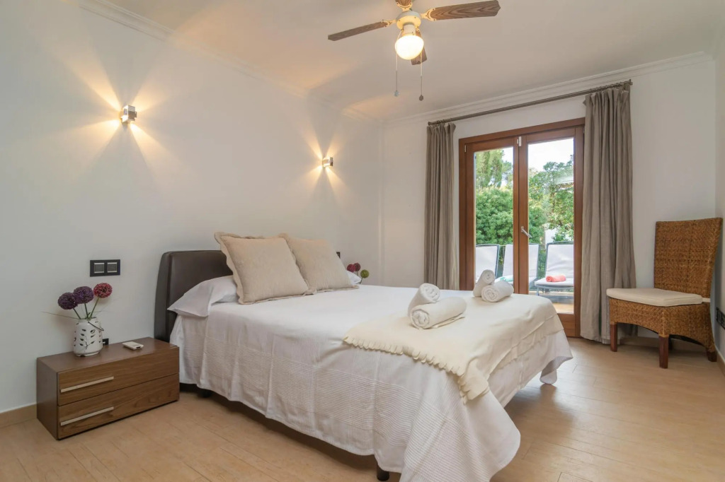S'ARBOCERA - Modern house with private pool and garden near the beach. Free WIFI.