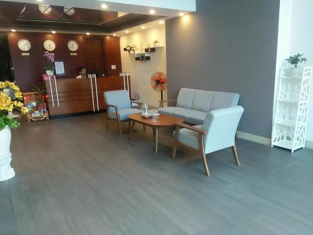 OYO 132 Ochna Hotel