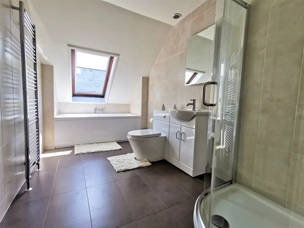 Coach House - 5 Bedroom - Llanfyrnach