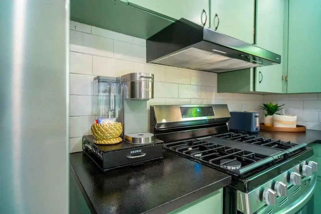NEW! The Sage Home- Hot Tub Near Gathering Place