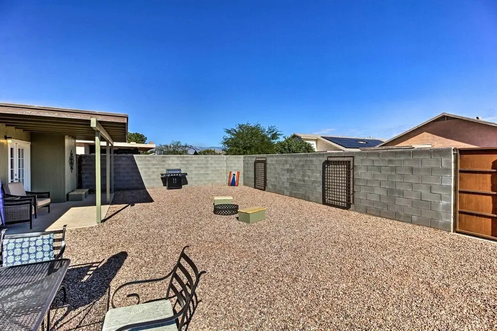 Private Yard! Pet-Friendly Tucson Getaway