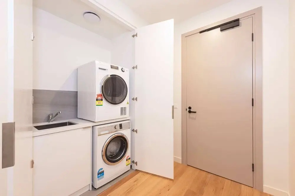Stylish 3 Bedroom With Free Parking