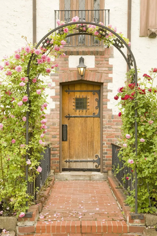 Red Coach Inn