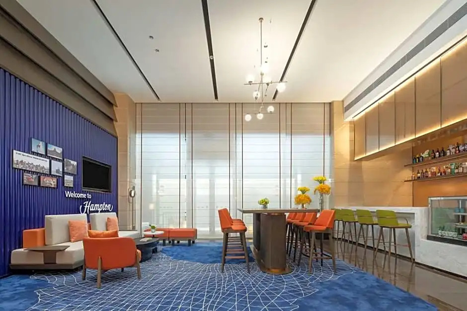 Hampton by Hilton Shantou Railway Station