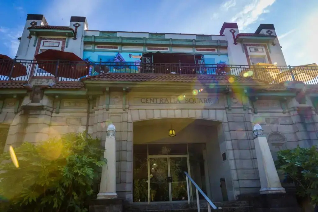 The Peak at Centralia Square - Self Check-In Hotel