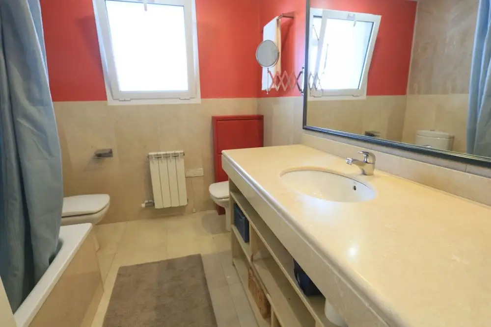 Apartamento Moderno Para 8 Personas en Cambrils