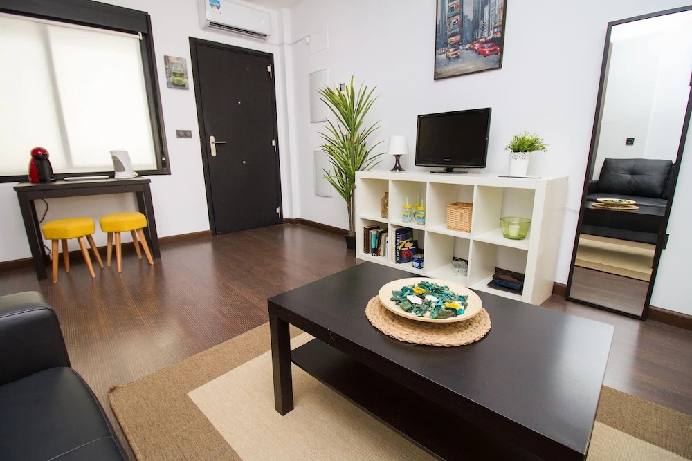 Sea & Wave La Finestra Apartment