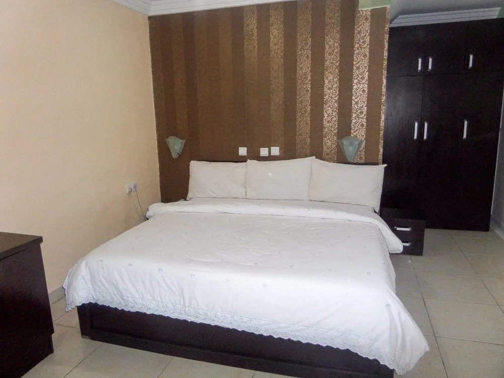 Siman Suites