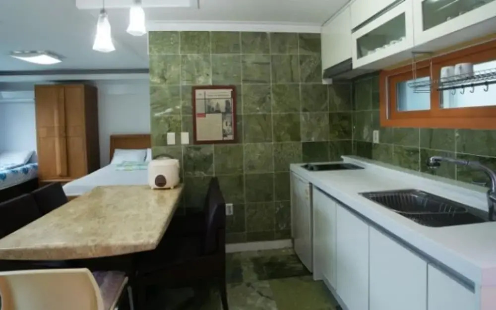 Seogwipo JJ House Pension