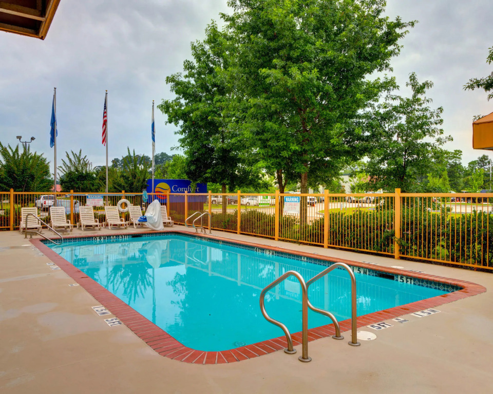 Comfort Inn & Suites Covington - Mandeville
