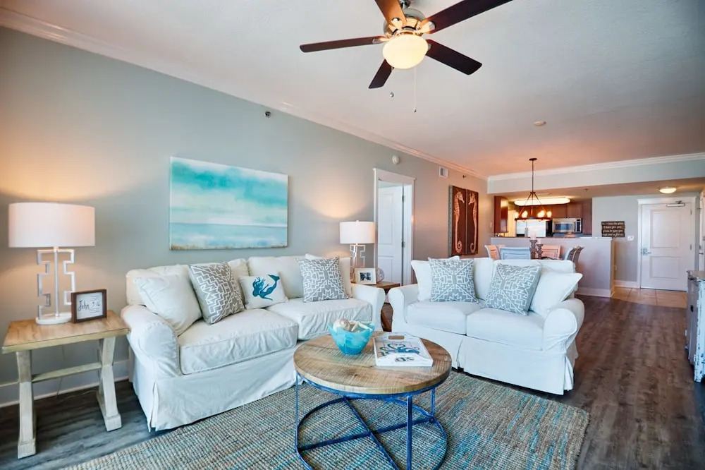 Waterscape A506 - 2 Br condo by RedAwning