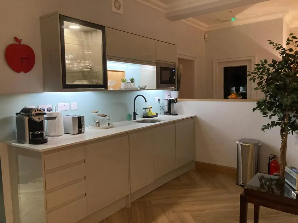 Lyla Rooms