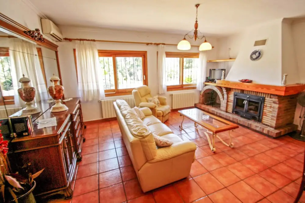 Ana y Paco - pretty holiday property with private pool in Benissa