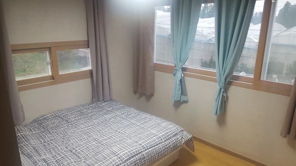 D2 House