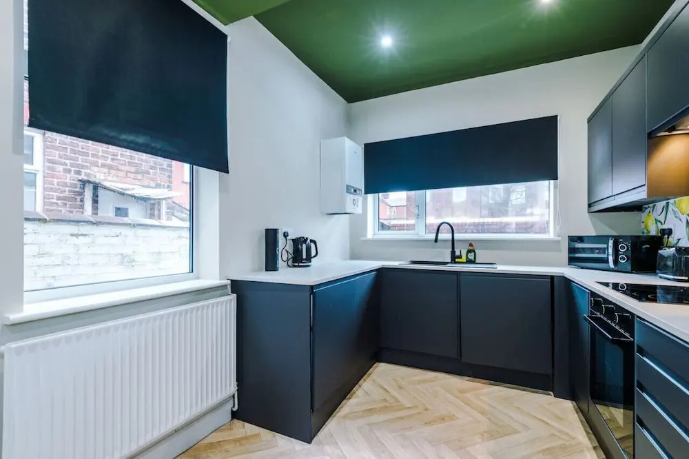 Salford Sanctuary 5 Bed House