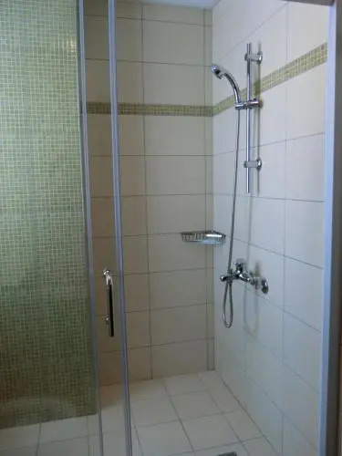 H&M B&B