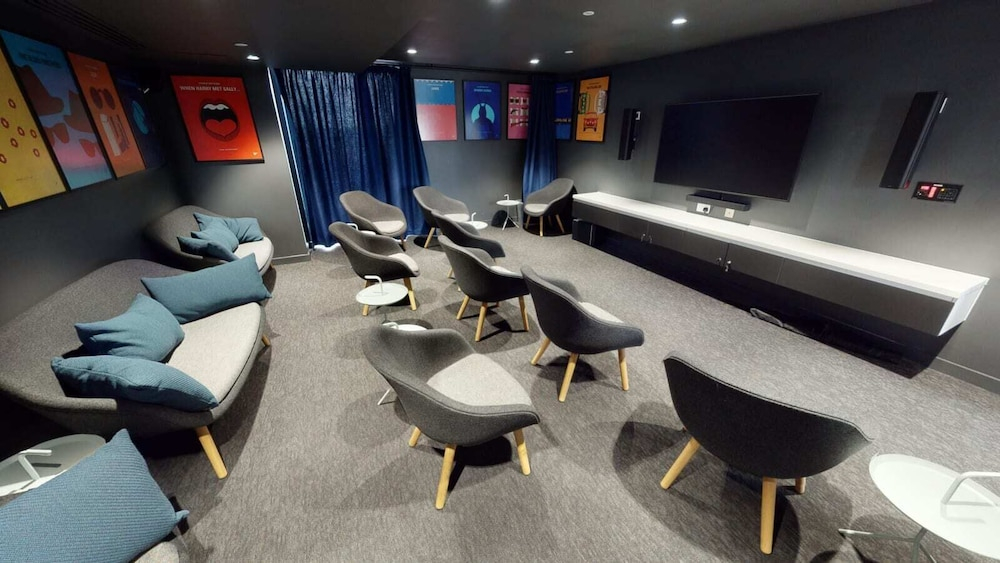 For Students Only - iQ Shoreditch in London