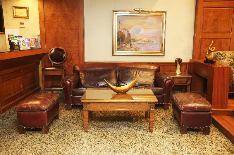 Etorno Hotel