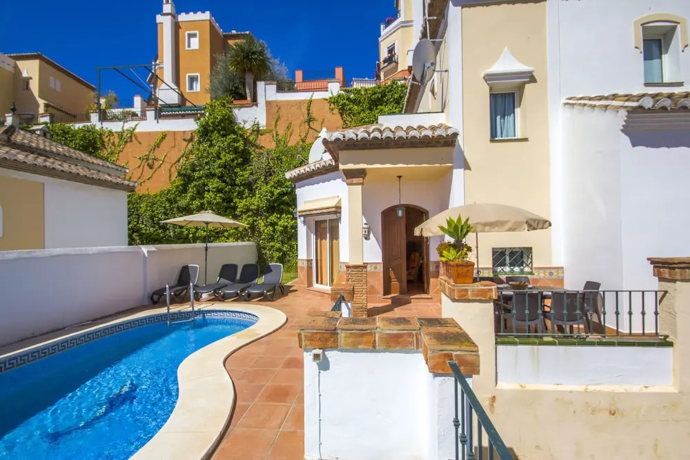 Nerja Spain Flats - V6 Tamango Hill